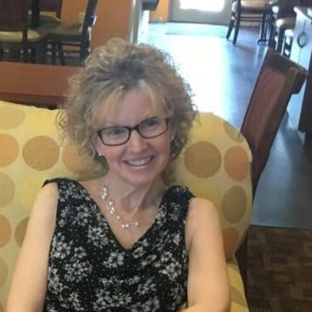 Meet your Posher, Denise